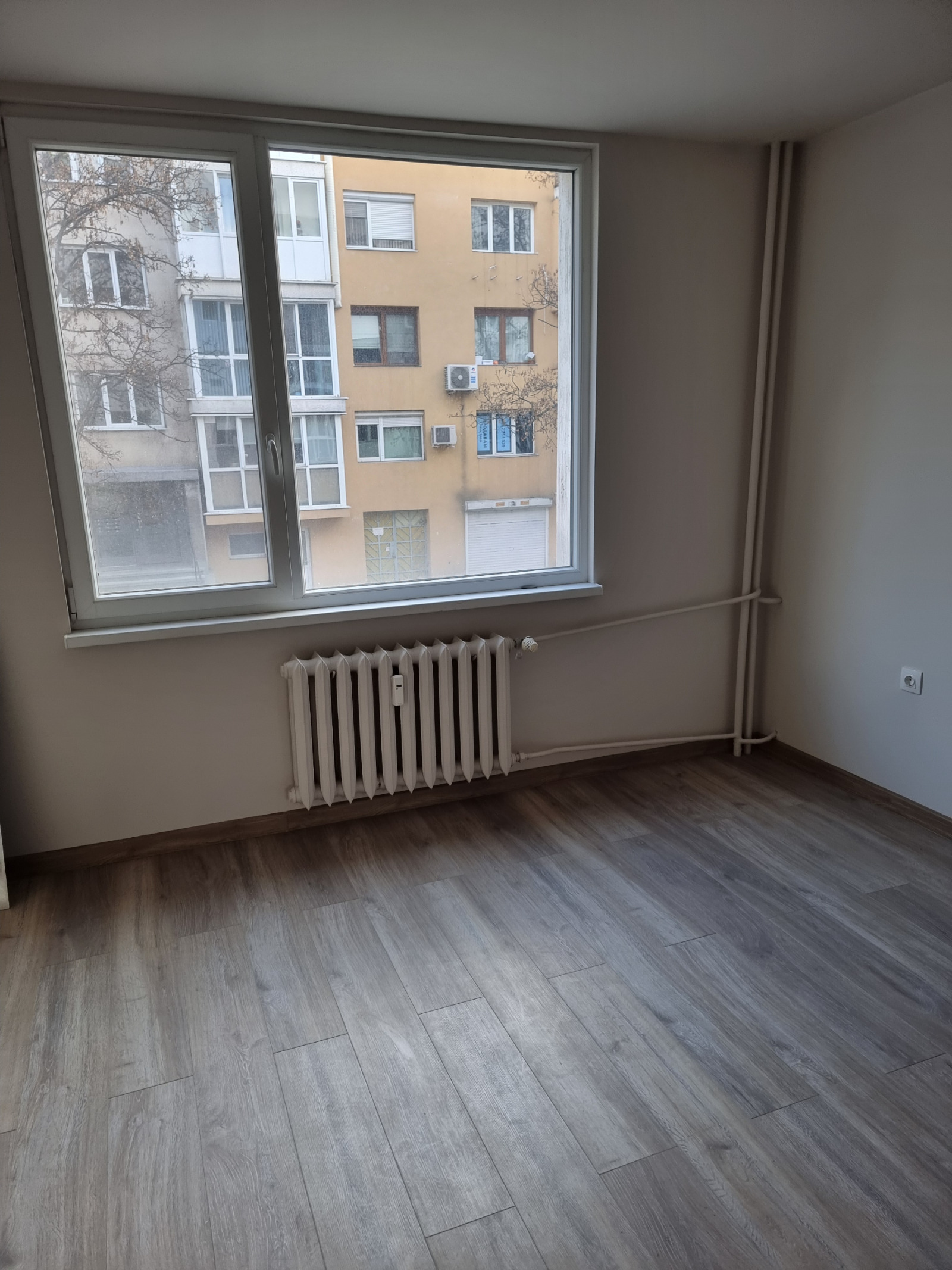 ���� ��� ���� 1-����� | Imot.bg � ����������� 3