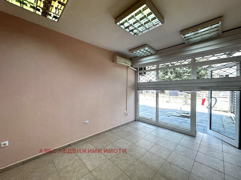 En renta  Comercio Sofia , Gotse Delchev , 46 metros cuadrados | 61436918