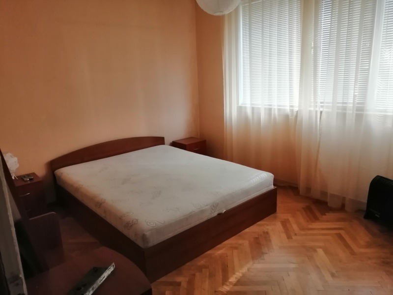En renta  1 dormitorio Stara Zagora , Ayazmoto , 65 metros cuadrados | 39850678 - imagen [8]