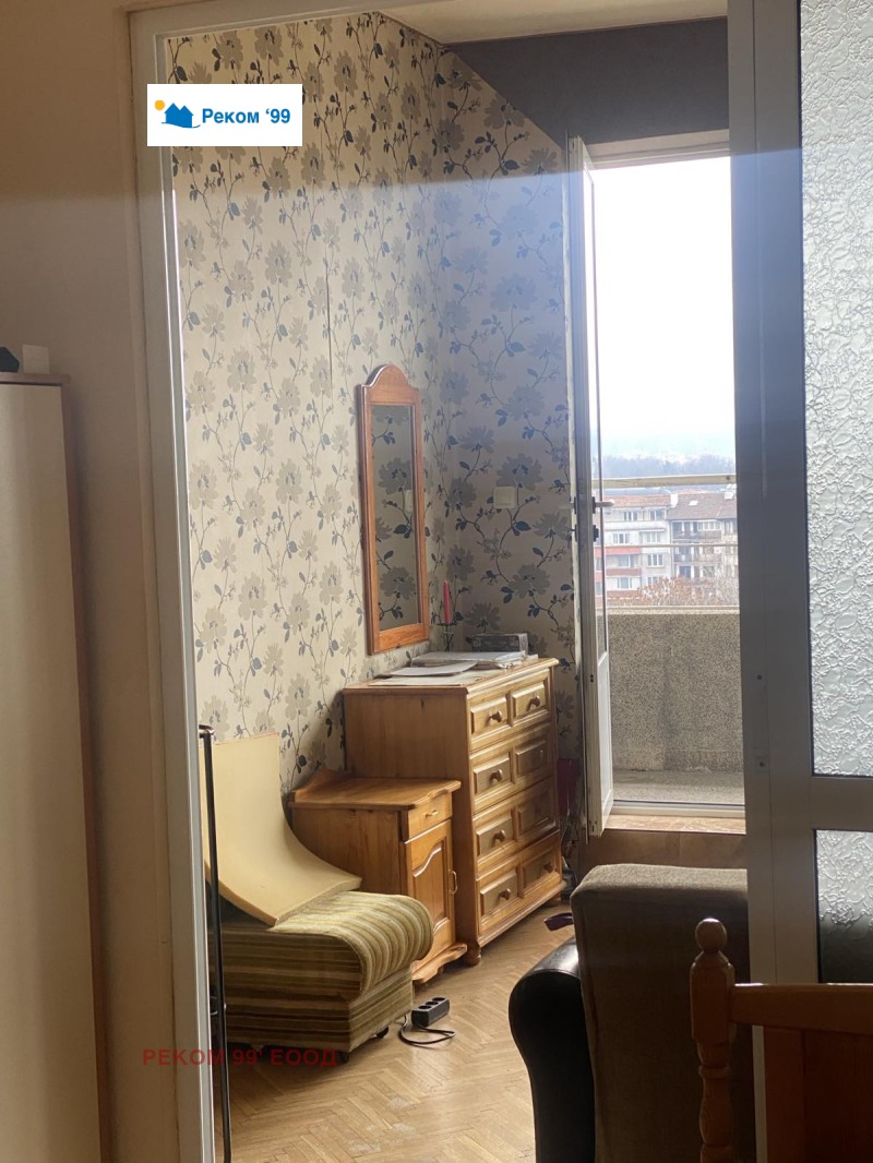 Дава под наем 2-СТАЕН, гр. София, Оборище