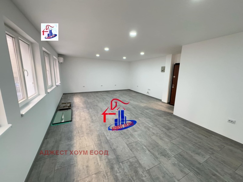 Дава под Наем ОФИС в град Шумен, Център - 60 кв.м / 332.34 € » 650 лв., АДЖЕСТ ХОУМ ЕООД