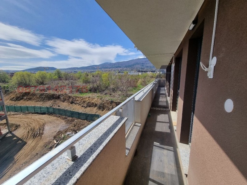 Дава под нем  3-стаен, град София, Студентски град •  650 EUR • ID 95069221 — holmes.bg - [1] 