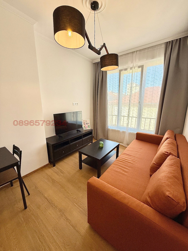 В аренду  2 спальни София , Център , 75 кв.м | 98176626