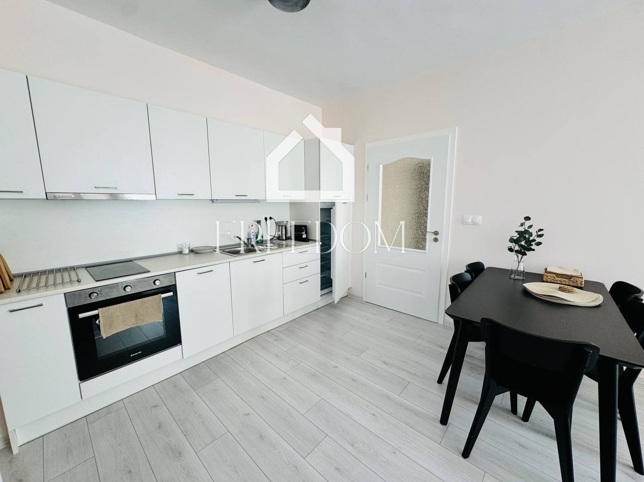 Дава под наем 3-СТАЕН, гр. Варна, м-т Ален мак, снимка 5 - Апартаменти - 54150786