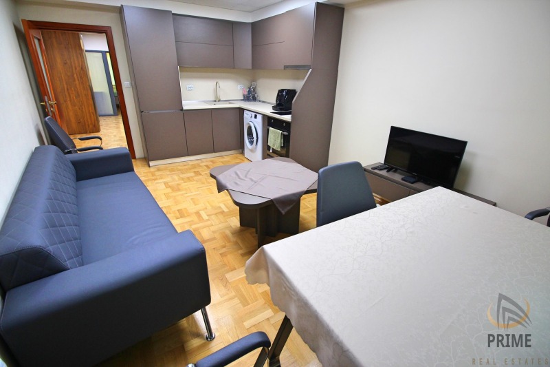 Издаје се  1 спаваћа соба Бургас , Центар , 58 м2 | 75299610 - слика [2]