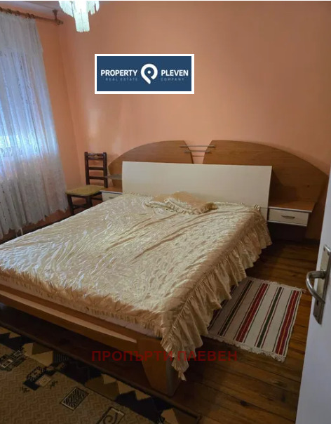 De inchiriat  2 dormitoare Pleven , Șiroc țentâr , 60 mp | 42781366