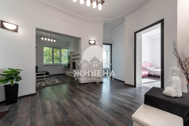 Zu vermieten  2 Schlafzimmer Warna , Zentar , 110 qm | 85032116 - Bild [6]