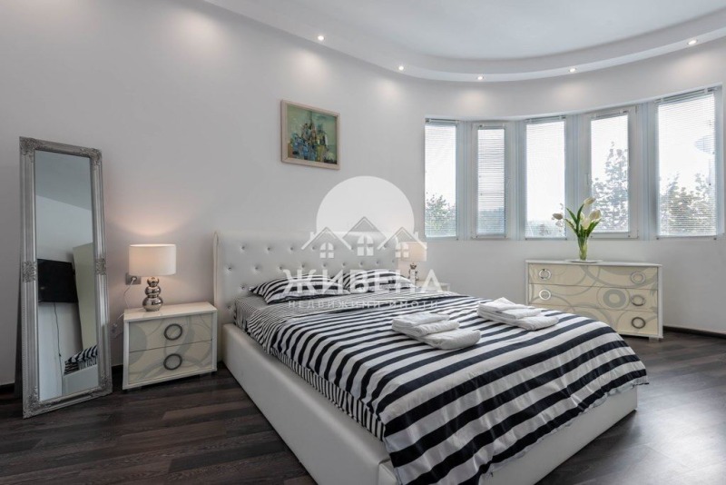 Zu vermieten  2 Schlafzimmer Warna , Zentar , 110 qm | 85032116 - Bild [8]