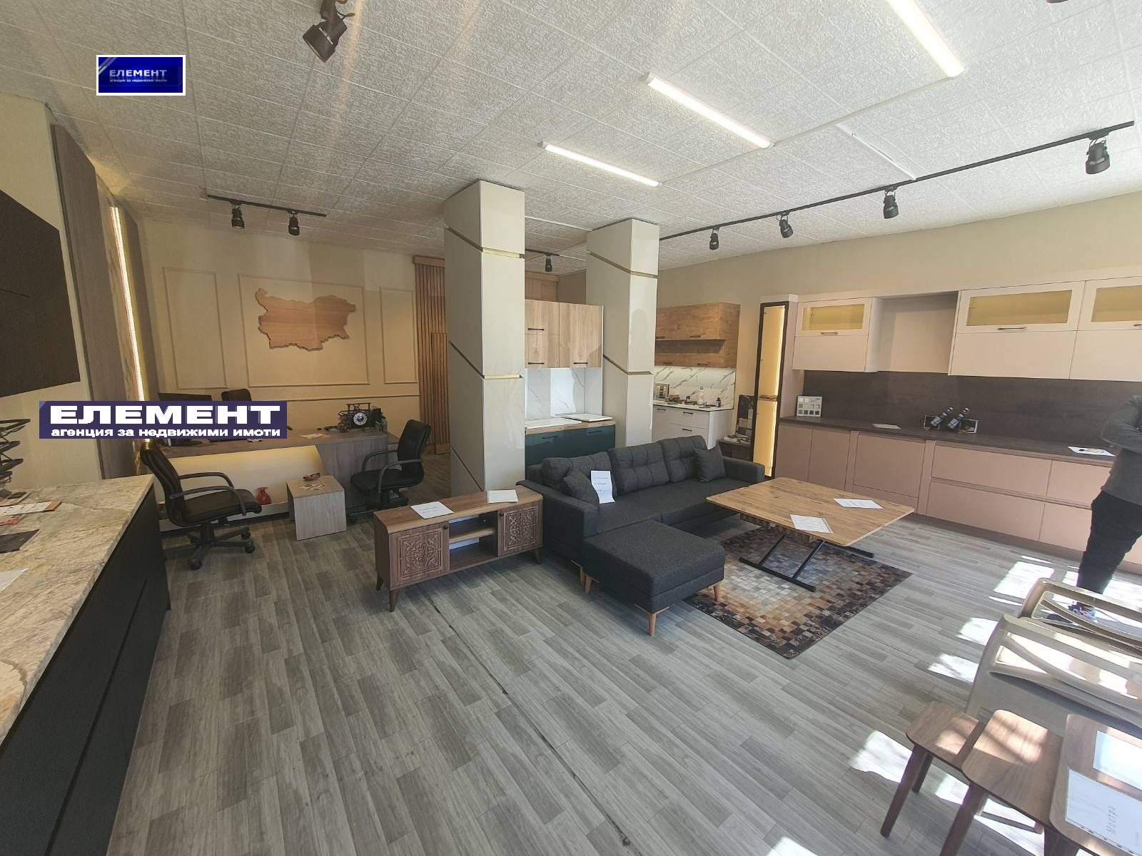 Дава под наем МАГАЗИН, гр. Пловдив, Център, снимка 3 - Магазини - 54234299