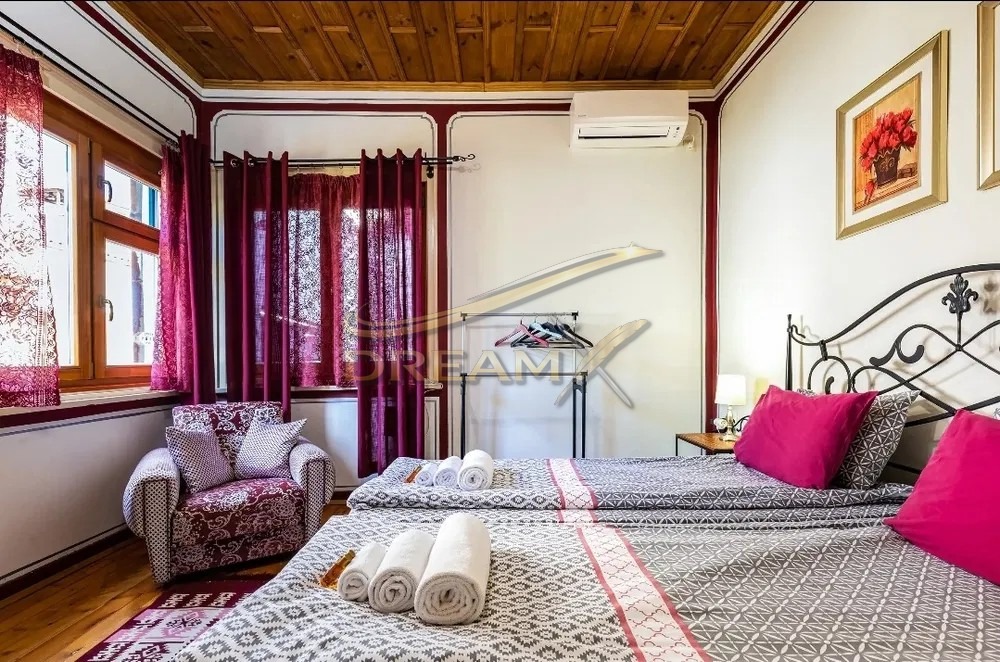 Дава под наем КЪЩА, гр. Пловдив, Старият град, снимка 4 - Къщи - 54641041