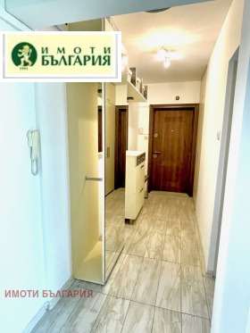 4-стаен град Варна, Цветен квартал 8