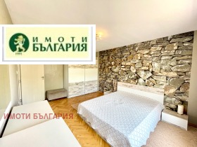 4-стаен град Варна, Цветен квартал 5