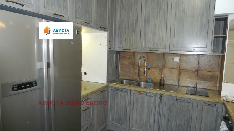 Дава под наем 3-СТАЕН, гр. София, Център, снимка 7 - Апартаменти - 52988964