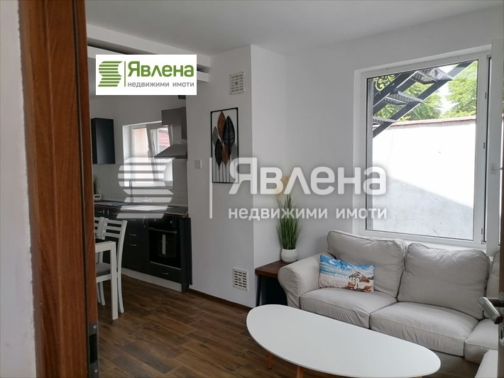 För uthyrning  Hus Golv Sofia , Ilijanci , 90 kvm | 67633297 - bild [3]