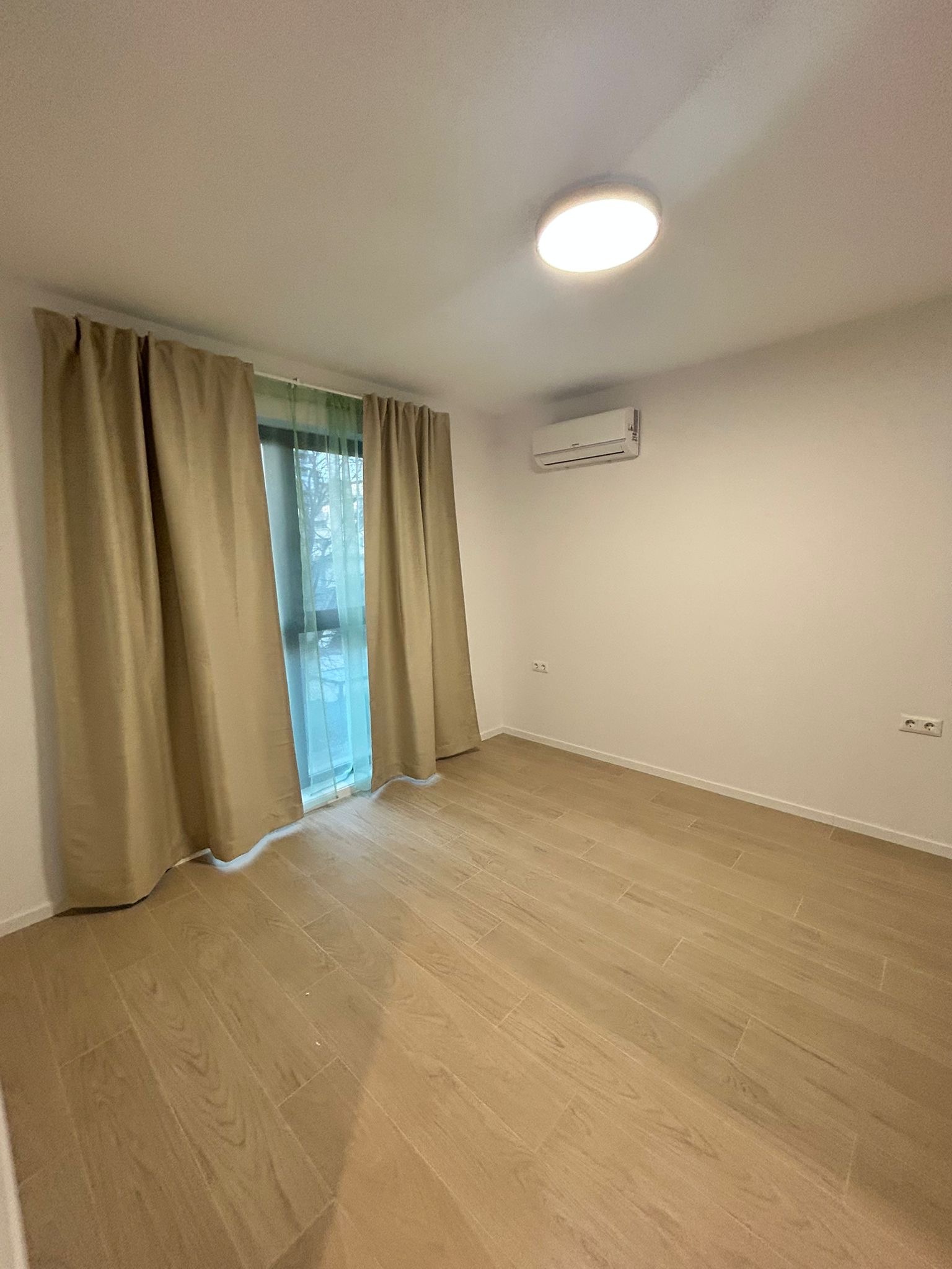 Дава под наем 3-СТАЕН, гр. София, Витоша, снимка 9 - Апартаменти - 53879598