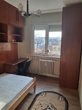 ���� ��� ���� 3-����� | Imot.bg � ����� ������ 13