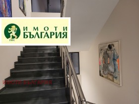 Офис град Варна, Гранд Мол 10