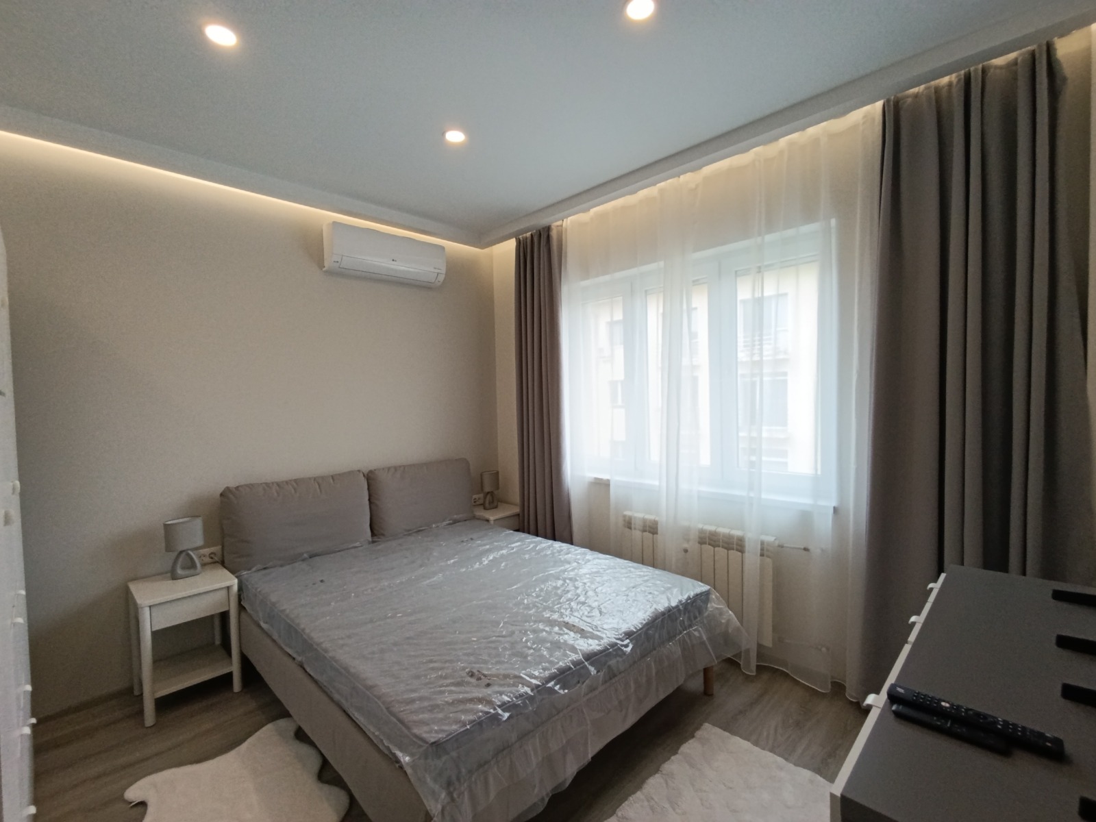 Дава под наем 3-СТАЕН, гр. София, Център, снимка 8 - Апартаменти - 54028083