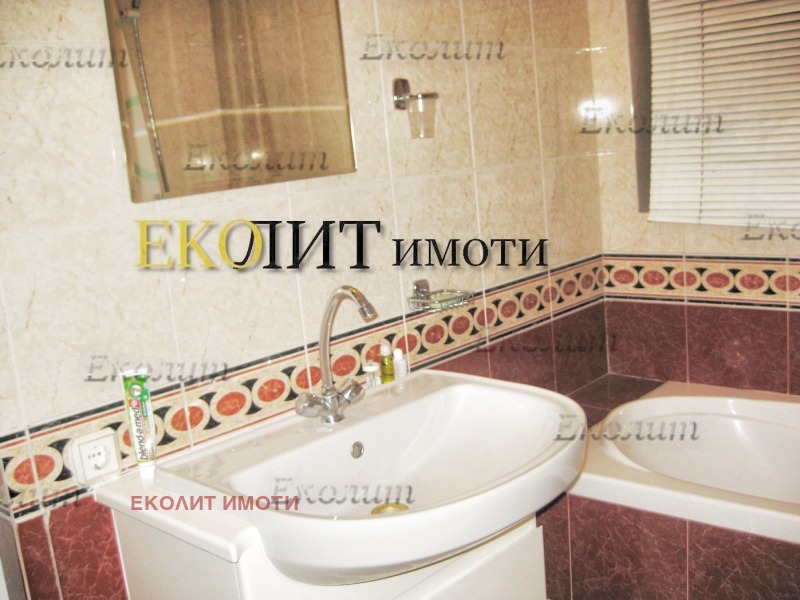 A louer  3 chambres Sofia , Borovo , 187 m² | 89320476 - image [8]