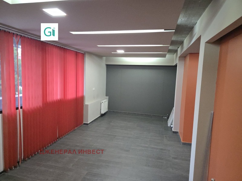 Дава под наем ОФИС, гр. Благоевград, Освобождение, снимка 2 - Офиси - 53282699