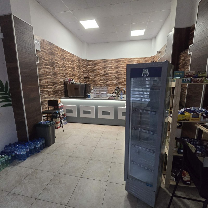 Дава под наем МАГАЗИН, гр. София, Център