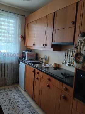 2 camere da letto Dianabad, Sofia 12