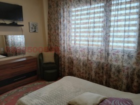 2 Schlafzimmer Dianabad, Sofia 4