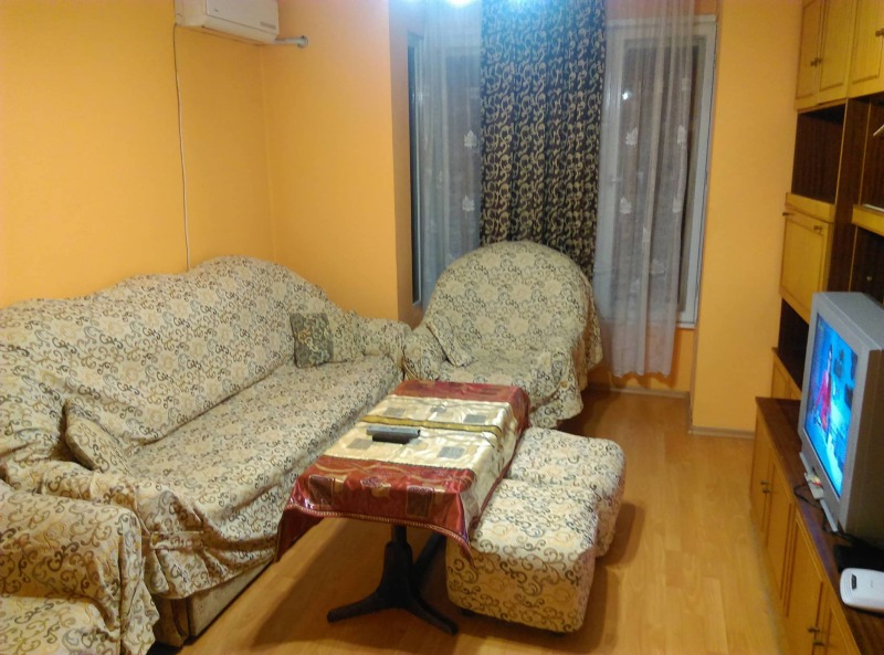 Kiadó  1 hálószoba Plovdiv , Kamenica 1 , 60 négyzetméter | 71354610