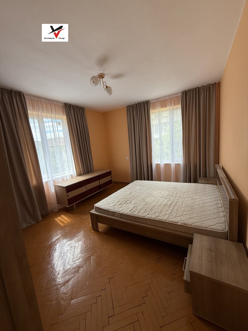 Kiralık  1 yatak odası Pernik , Centar , 75 metrekare | 14199633 - görüntü [5]