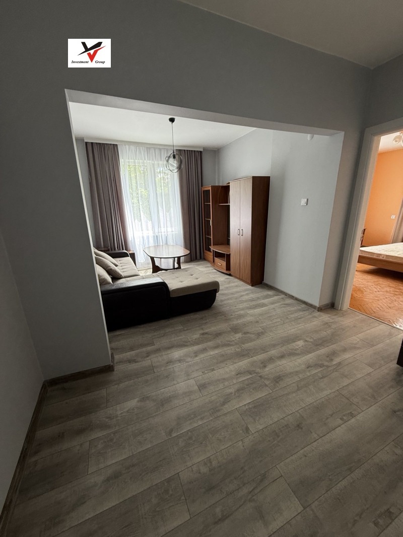 Kiralık  1 yatak odası Pernik , Centar , 75 metrekare | 14199633 - görüntü [2]