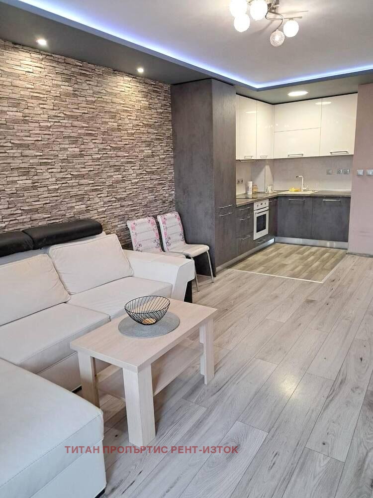 Дава под наем 2-СТАЕН, гр. Бургас, Лазур, снимка 3 - Апартаменти - 53040994