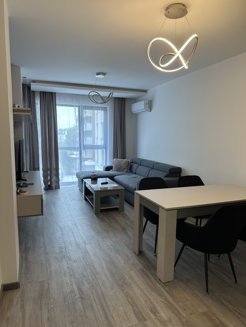 Издаје се  2 спаваће собе Софија , Крастова вада , 106 м2 | 45575744 - слика [2]