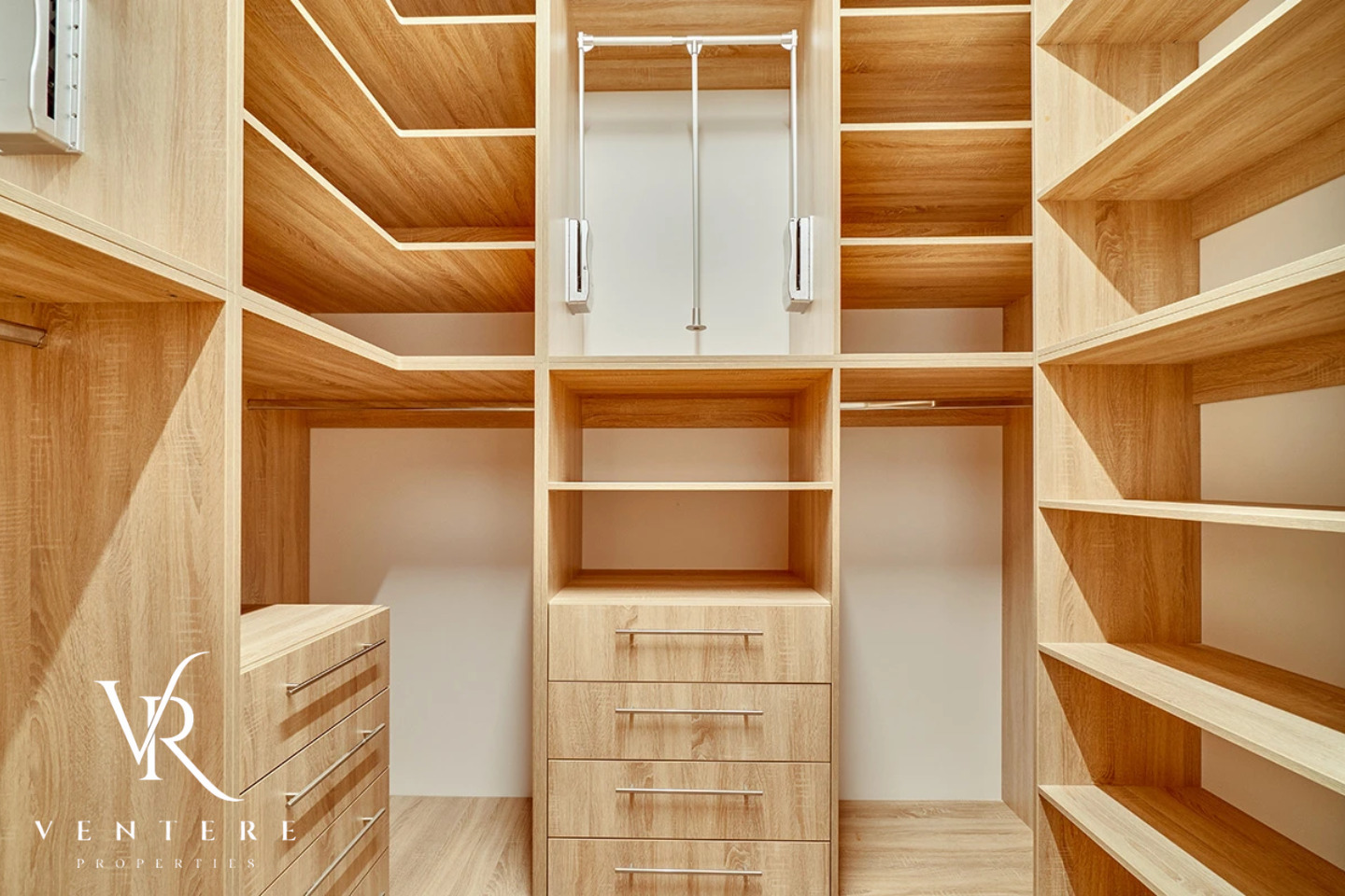 Дава под наем КЪЩА, гр. София, в.з.Малинова долина, снимка 12 - Къщи - 53990475