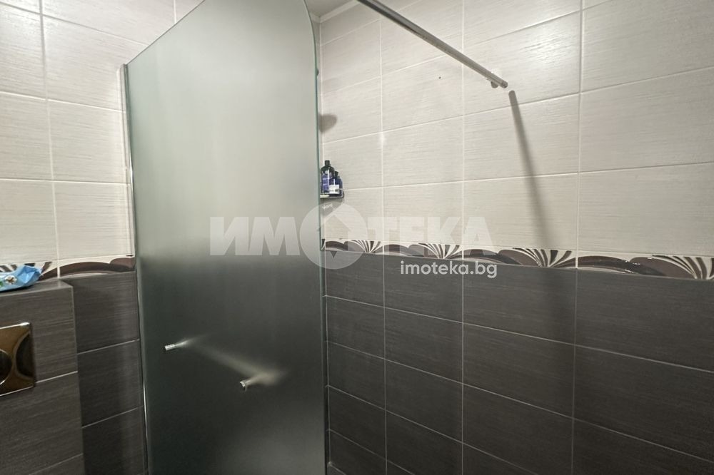 Дава под наем 3-СТАЕН, гр. София, Иван Вазов, снимка 15 - Апартаменти - 55881842