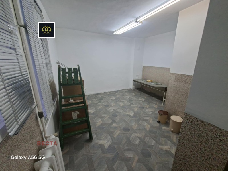 Дава под наем БИЗНЕС ИМОТ, гр. София, Център