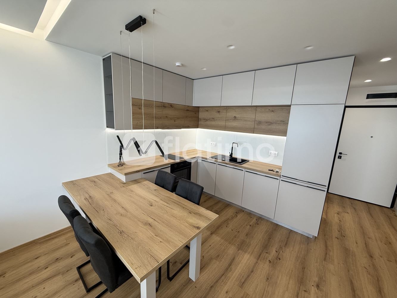 Дава под наем 2-СТАЕН, гр. София, Дружба 2, снимка 2 - Апартаменти - 53857776