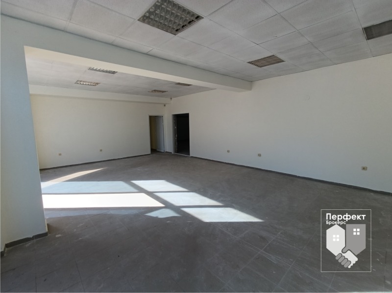 For Rent  Industrial building region Veliko Tarnovo , Polikraishte , 220 sq.m | 51179189 - image [5]