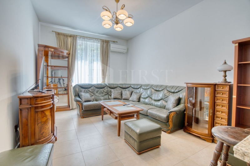 Под наем 3-СТАЕН, град София, Център • 1100 € • 86235698 — Holmes.bg