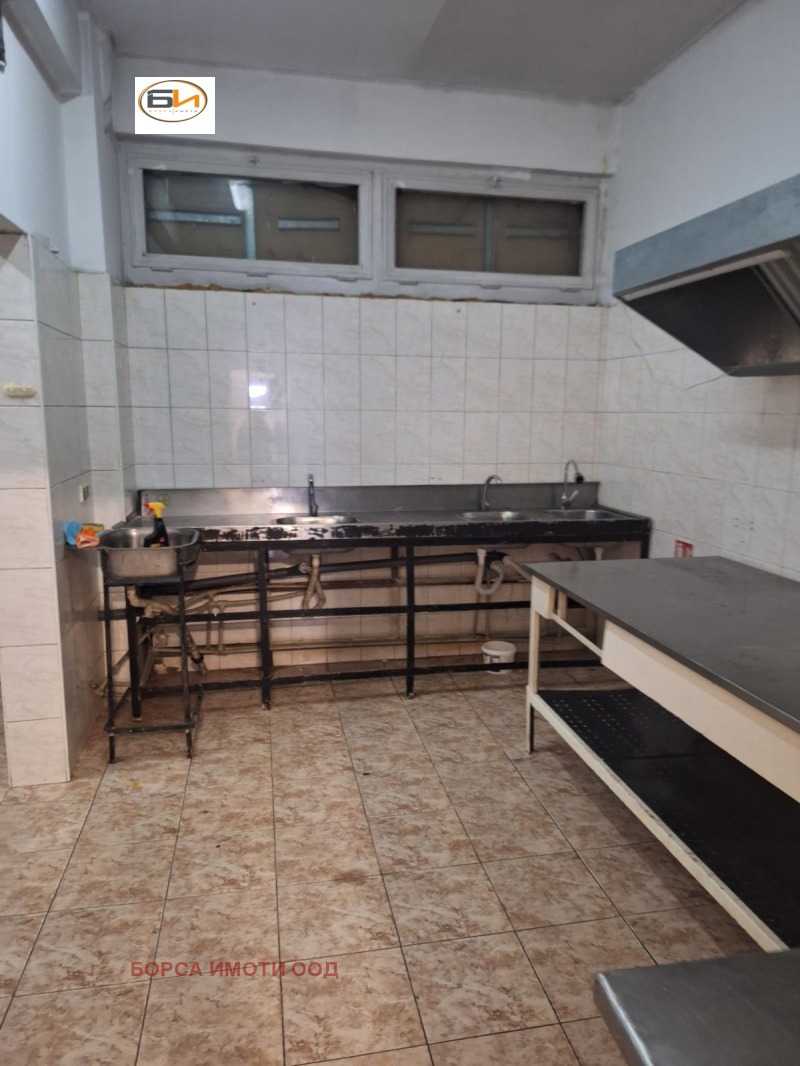 Дава под наем ЗАВЕДЕНИЕ, гр. Мездра, област Враца, снимка 5 - Заведения - 53455978