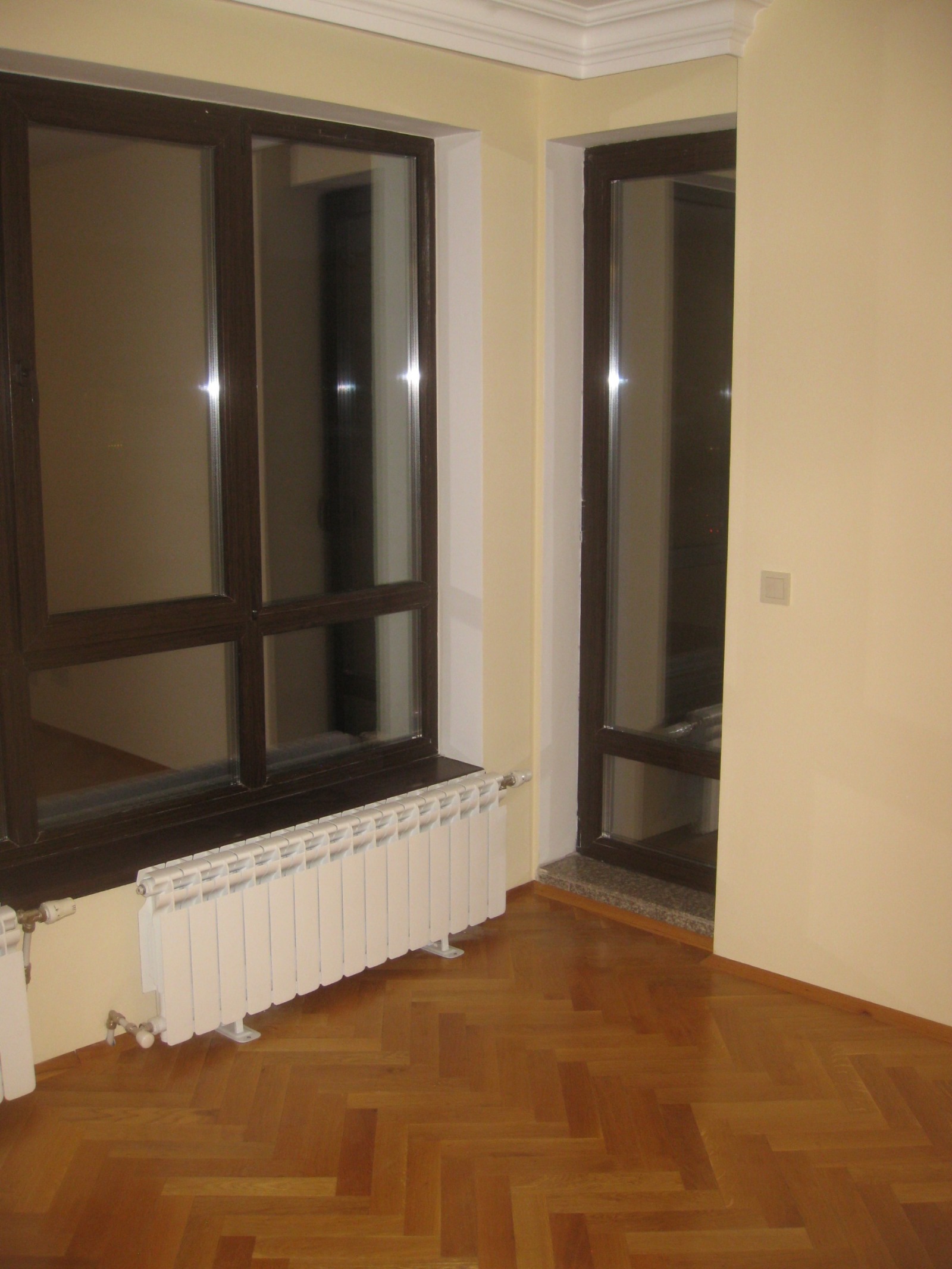 Дава под наем 2-СТАЕН, гр. София, Център, снимка 3 - Апартаменти - 54019757