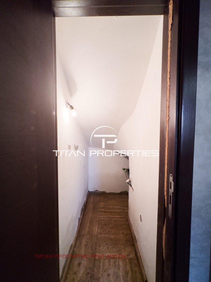 Дава под наем КЪЩА, с. Кошарица, област Бургас, снимка 11 - Къщи - 51919778