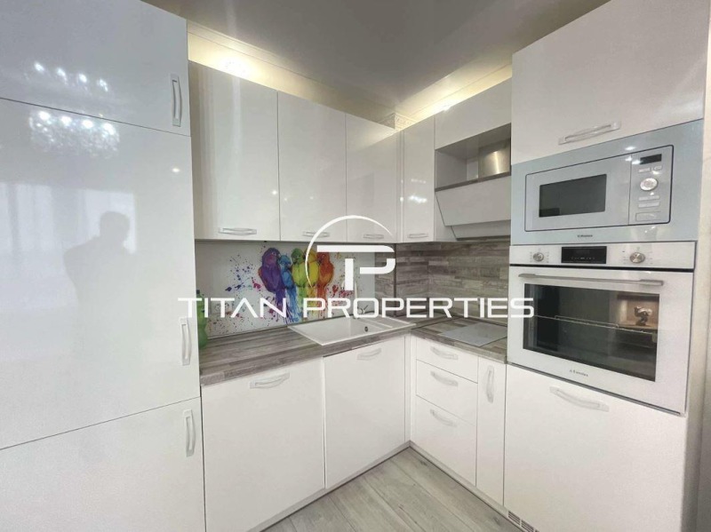 Zu vermieten  2 Schlafzimmer Warna , Wladislaw Warnentschik 1 , 74 qm | 38655473 - Bild [2]