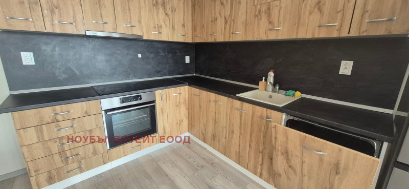 Zu vermieten  3 Schlafzimmer Sofia , Mladost 2 , 110 qm | 96409207 - Bild [3]