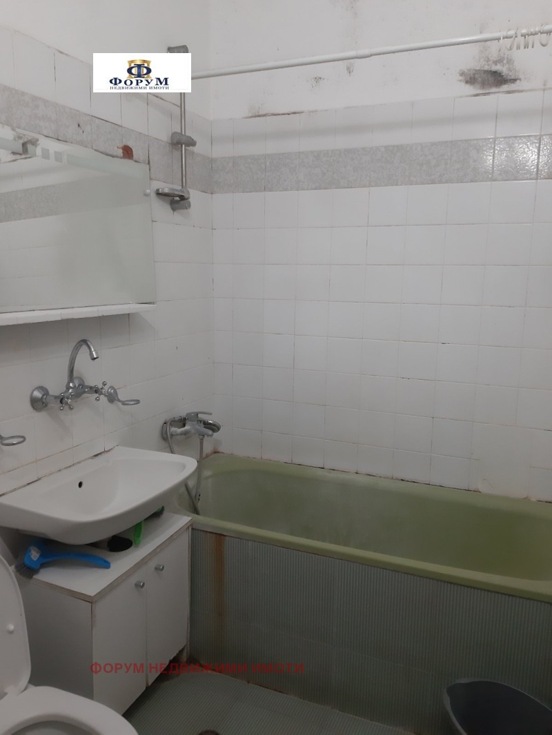 Дава под наем МНОГОСТАЕН, гр. Пловдив, Център, снимка 13 - Апартаменти - 52830919