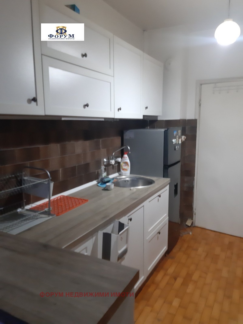 Дава под наем МНОГОСТАЕН, гр. Пловдив, Център, снимка 12 - Апартаменти - 52830919