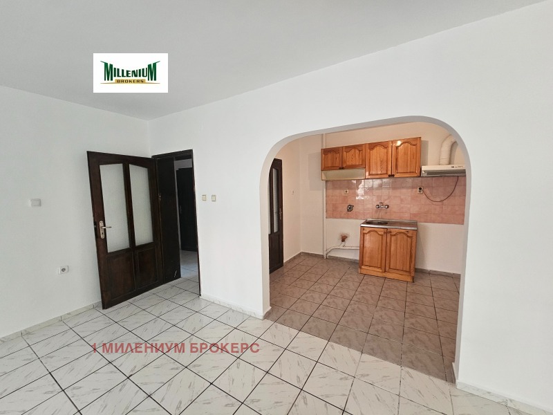 Издаје се  2 спаваће собе Пловдив , Вастанически , 95 м2 | 26436228 - слика [2]