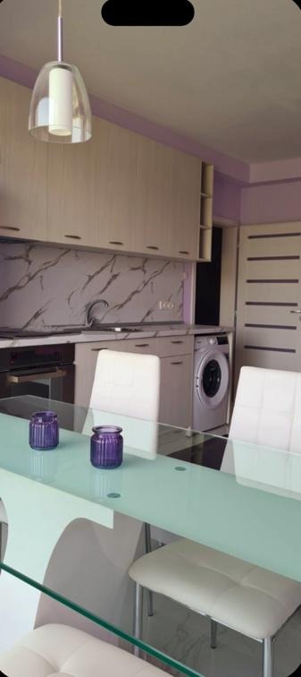 K pronájmu  2 ložnice Sofia , Zona B-5 , 80 m2 | 43693696