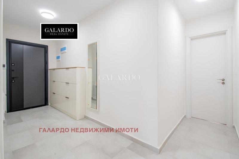 K pronájmu  2 ložnice Sofia , Centar , 136 m2 | 68331230 - obraz [15]