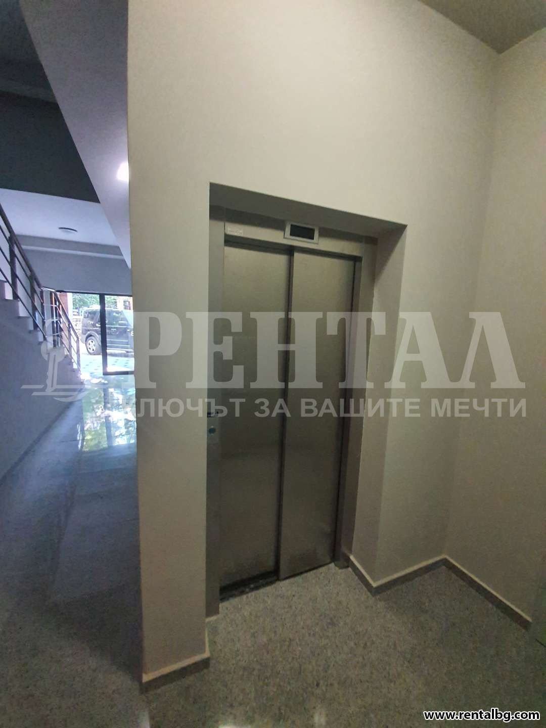 Дава под наем 2-СТАЕН, гр. Пловдив, Център, снимка 13 - Апартаменти - 55922377