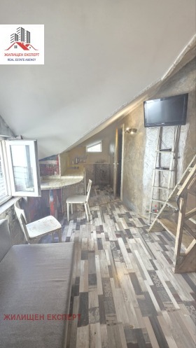 Studio Tsentar, Sofia 6